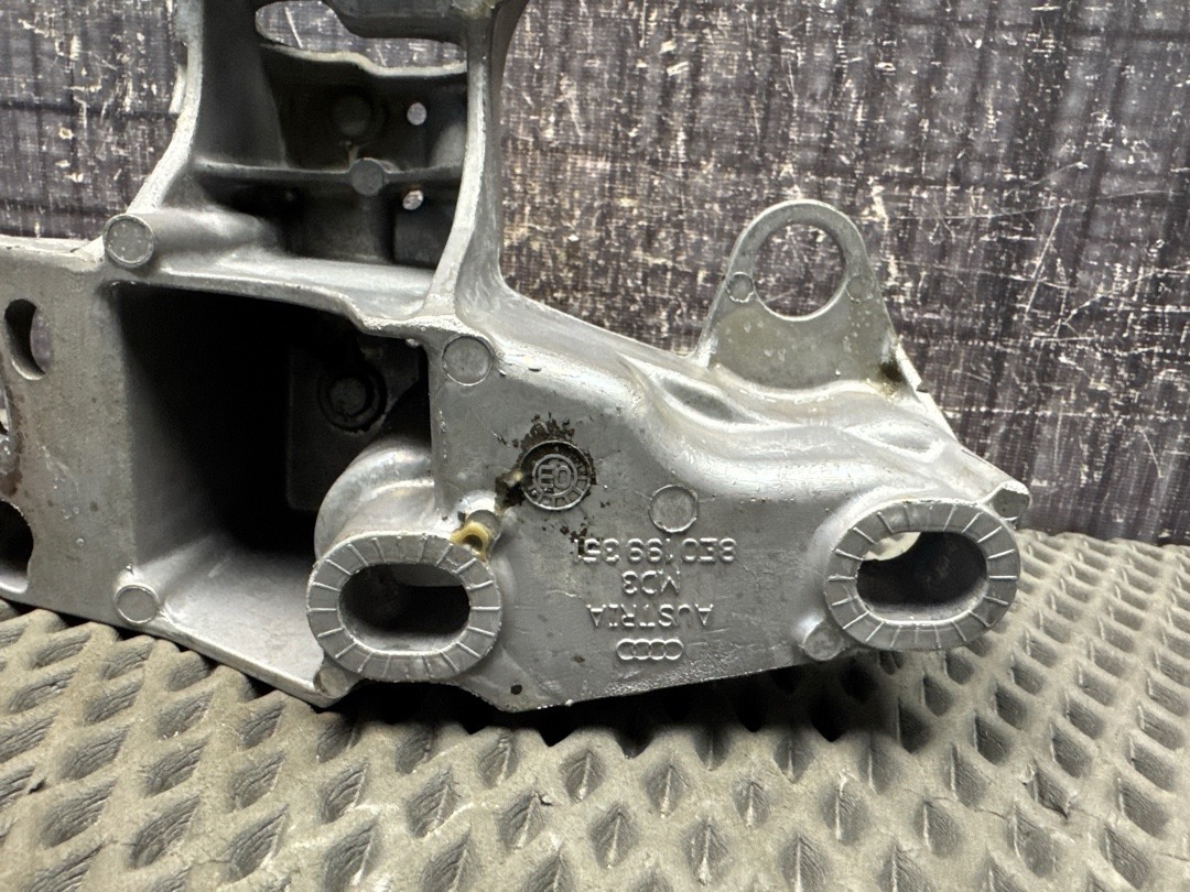 Кронштейн двигателя, 1110 рублей, Красноярск