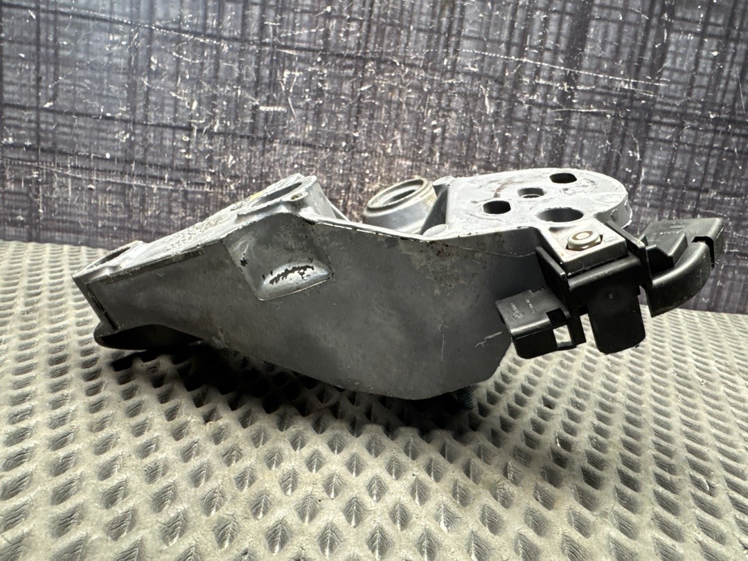 Кронштейн двигателя, 1110 рублей, Красноярск