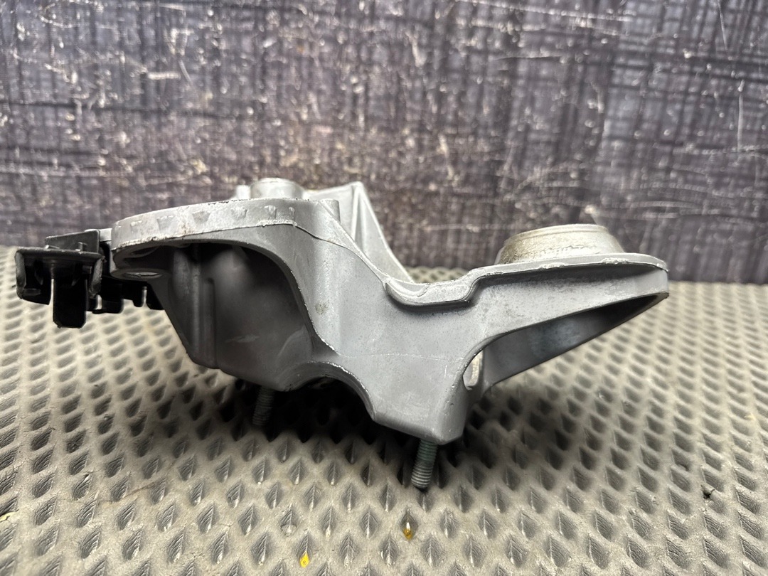 Кронштейн двигателя, 1110 рублей, Красноярск