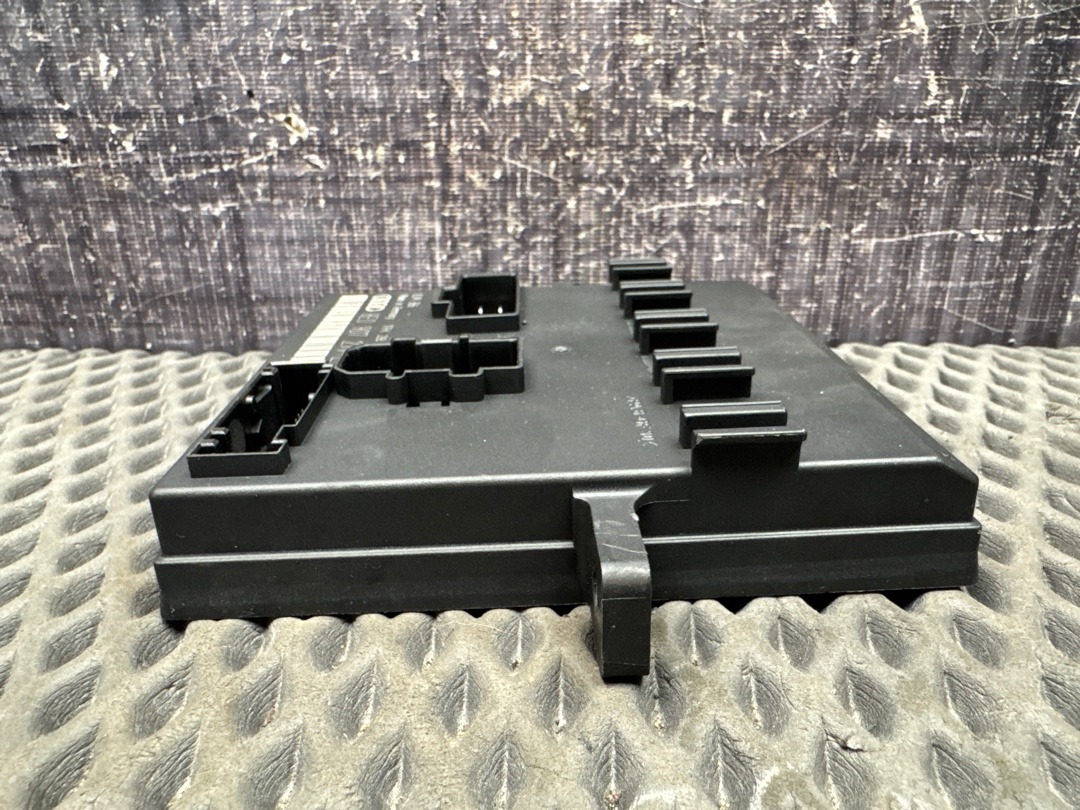 Блок управления бортовой сети, 2760 рублей, Красноярск