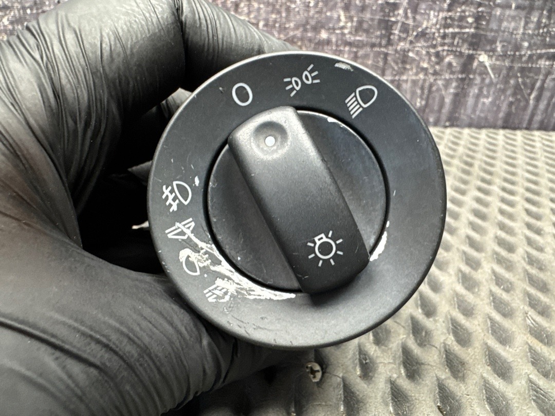 Переключатель света, 2640 рублей, Красноярск