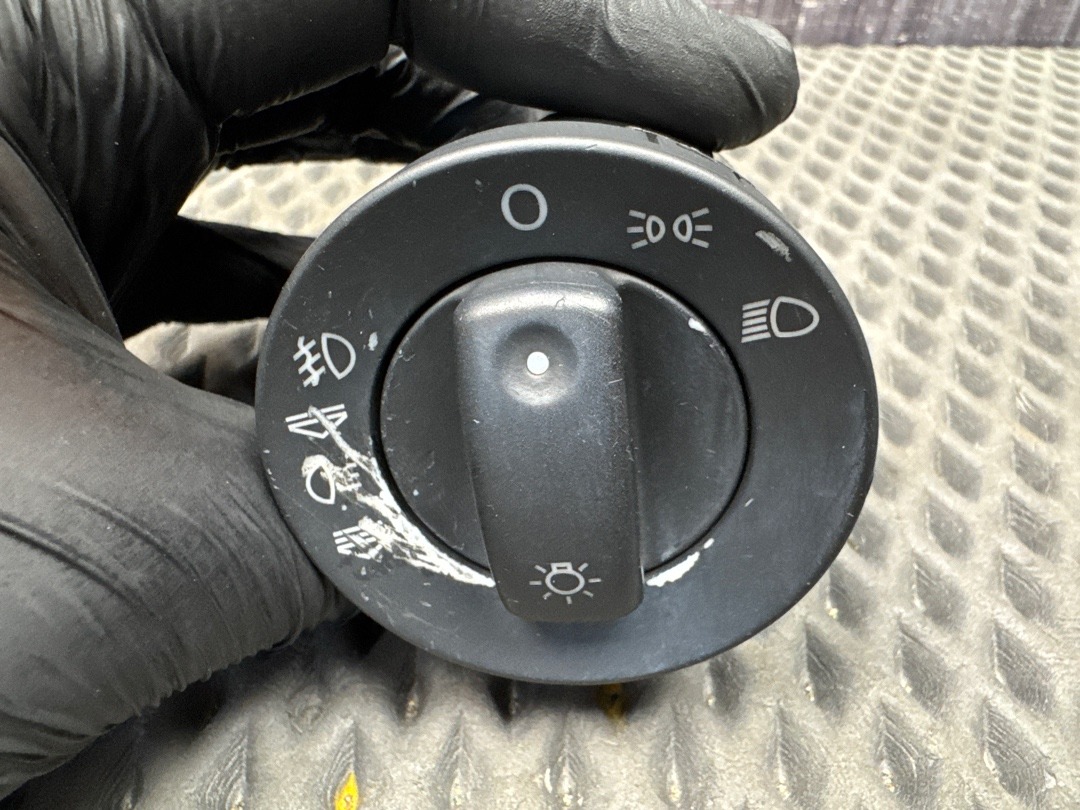 Переключатель света, 2640 рублей, Красноярск