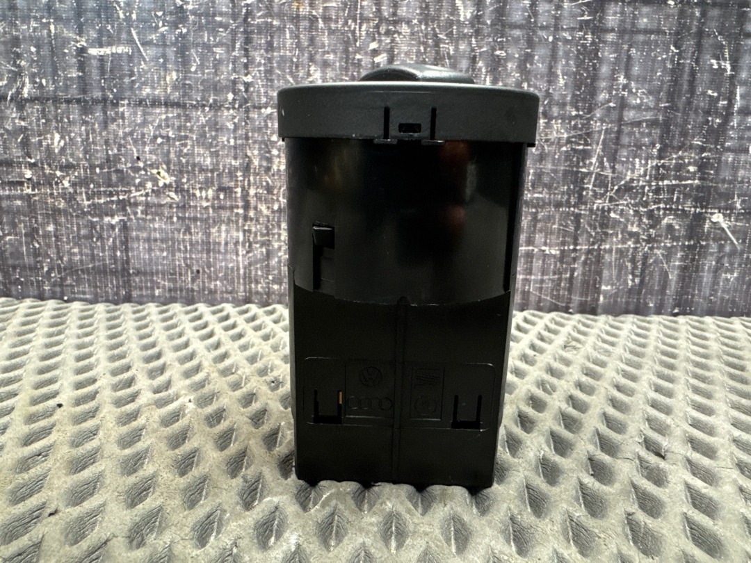 Переключатель света, 2640 рублей, Красноярск