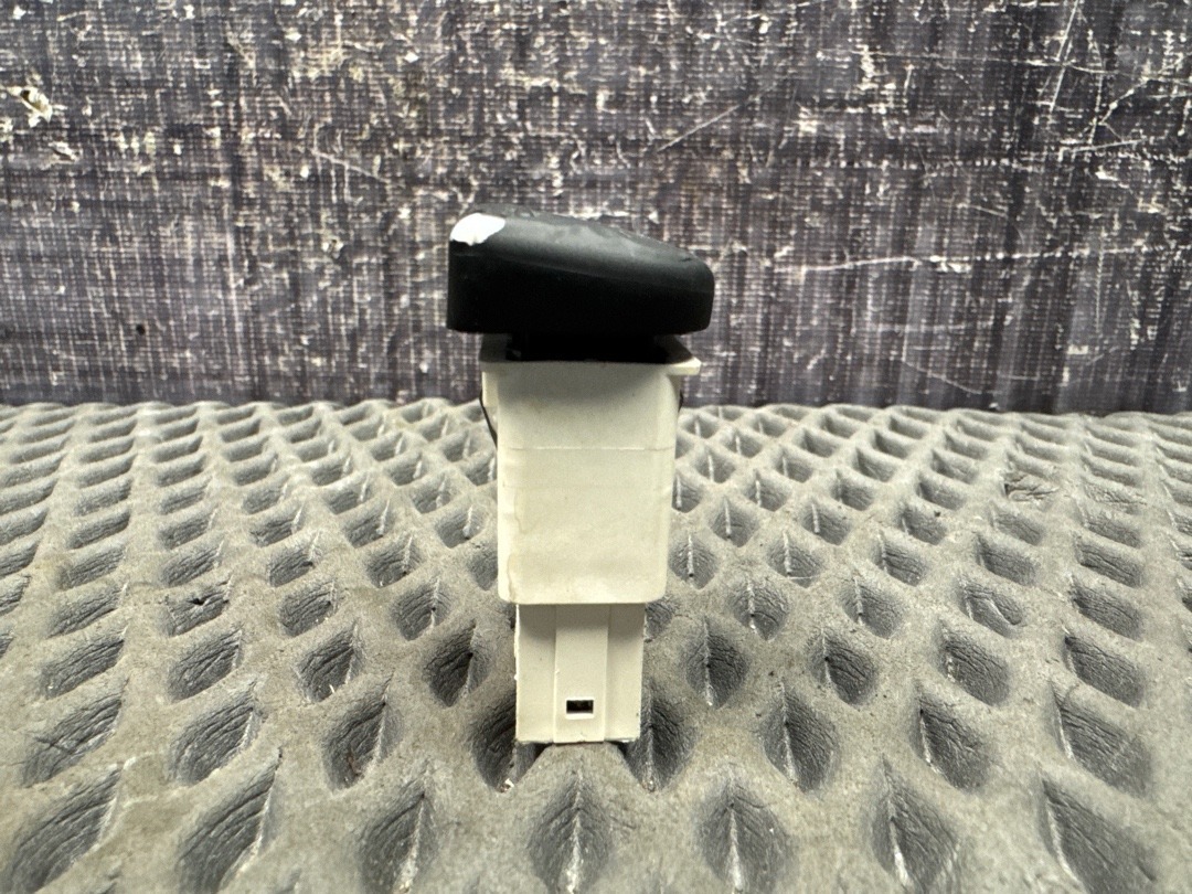 Кнопка ESP, 380 рублей, Красноярск