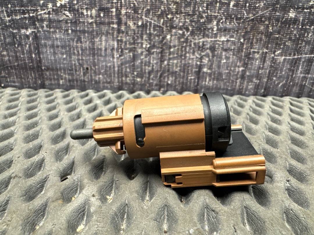 Концевик педали тормоза, 1140 рублей, Красноярск