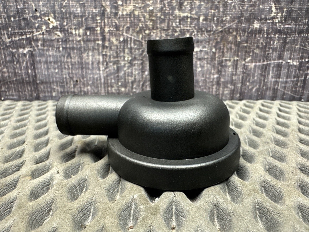 Клапан вентиляции картерных газов, 1420 рублей, Красноярск