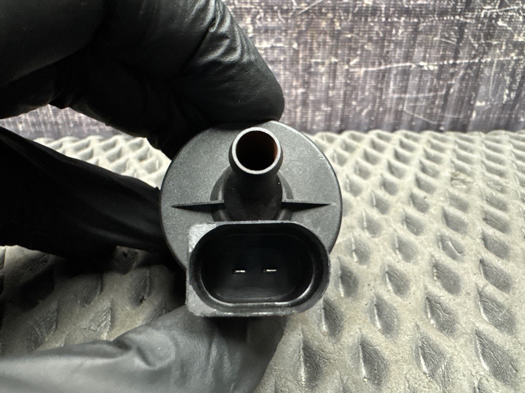 Клапан вентиляции топливного бака, 2230 рублей, Красноярск