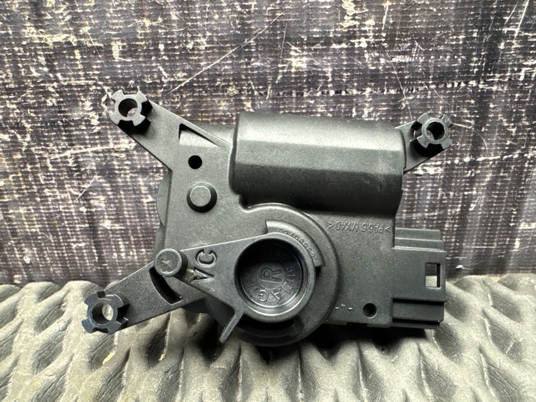 Мотор заслонки печки, 420 рублей, Красноярск