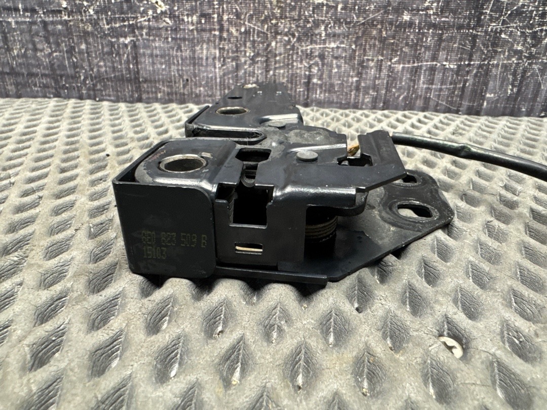 Замок капота, 1920 рублей, Красноярск