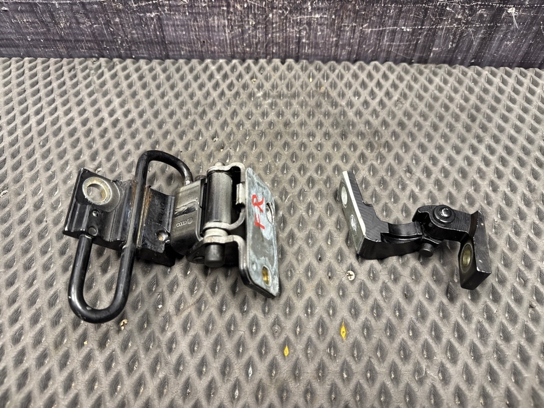 Петля двери, 3010 рублей, Красноярск