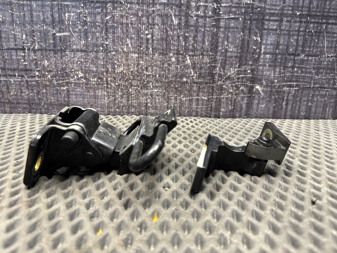 Петля двери, 3010 рублей, Красноярск