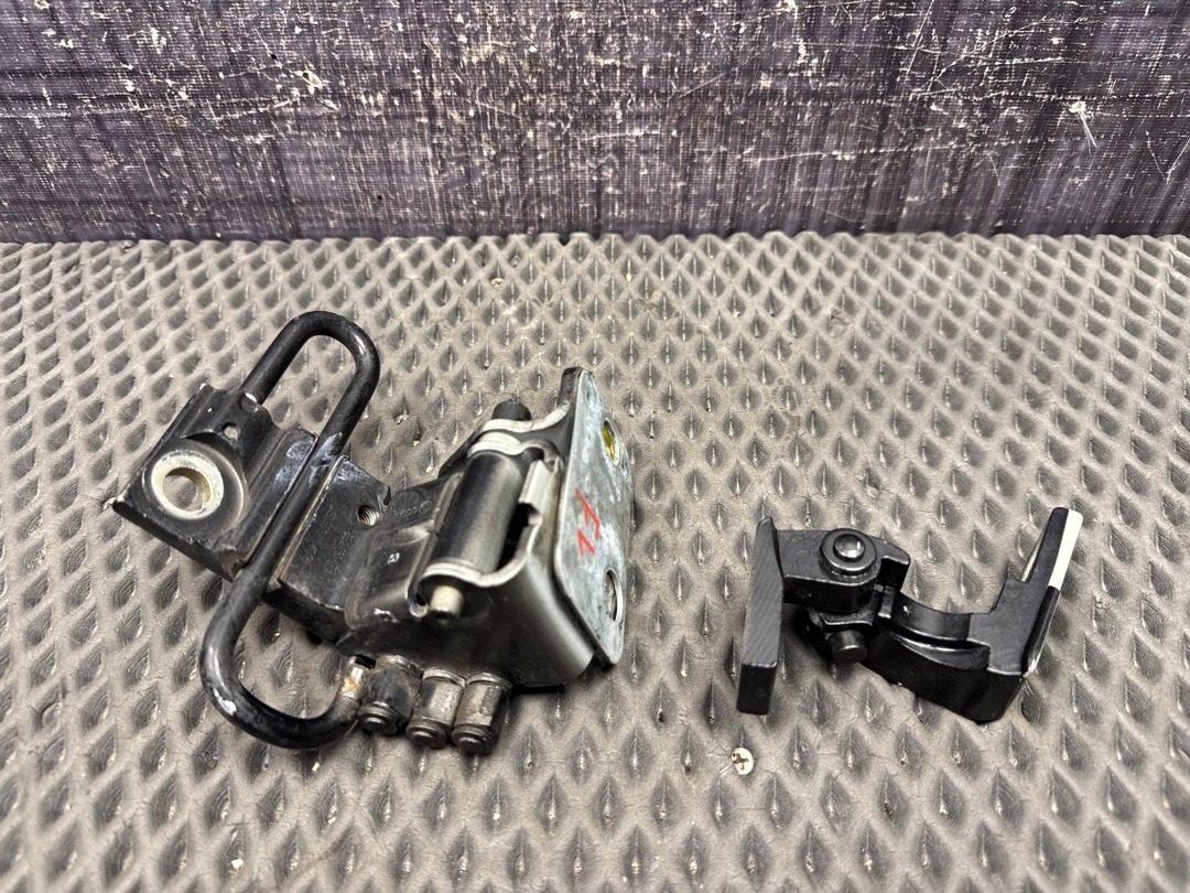 Петля двери, 3010 рублей, Красноярск