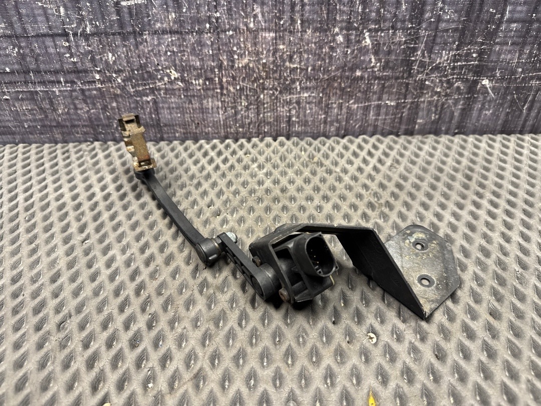 Датчик уровня подвески, 4360 рублей, Красноярск