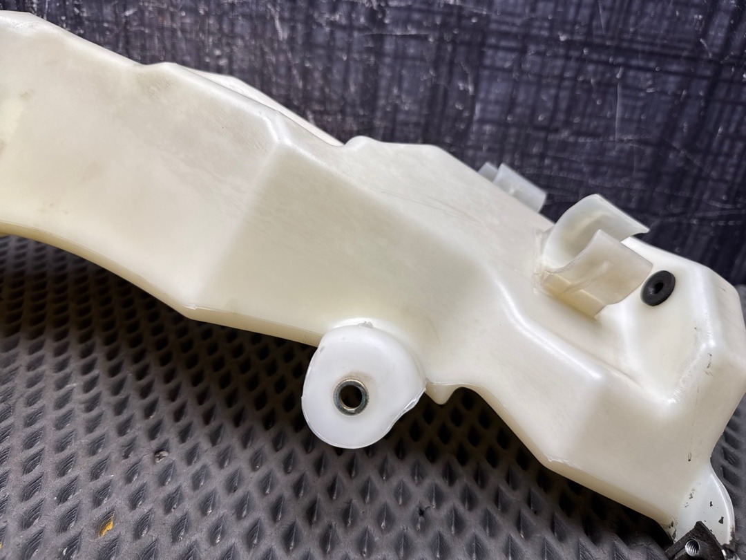 Бачок омывателя, 2960 рублей, Красноярск