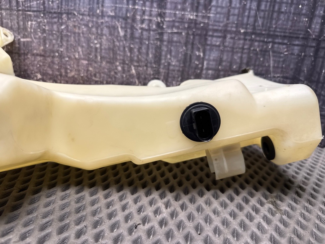 Бачок омывателя, 2960 рублей, Красноярск