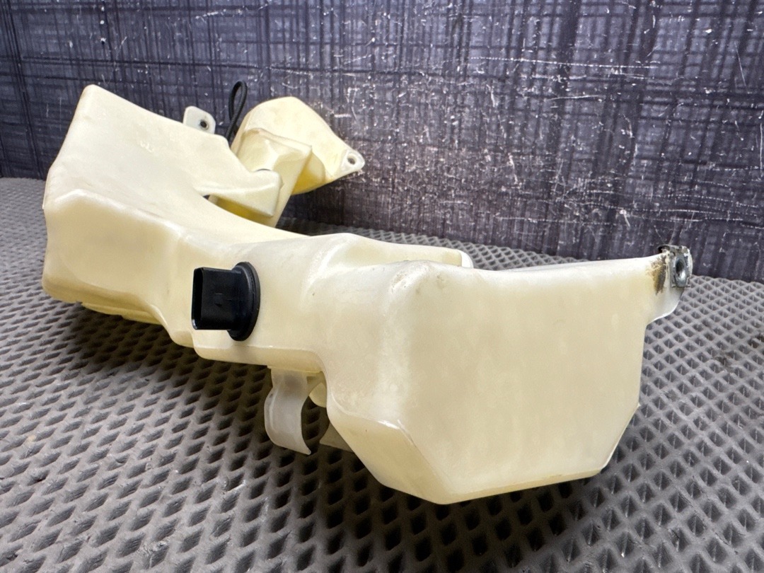 Бачок омывателя, 2960 рублей, Красноярск