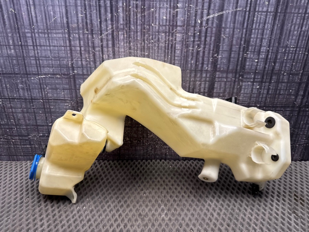 Бачок омывателя, 2960 рублей, Красноярск