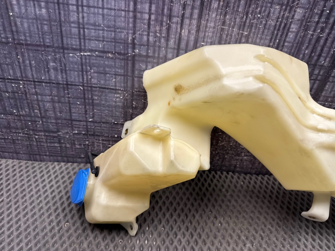 Бачок омывателя, 2960 рублей, Красноярск