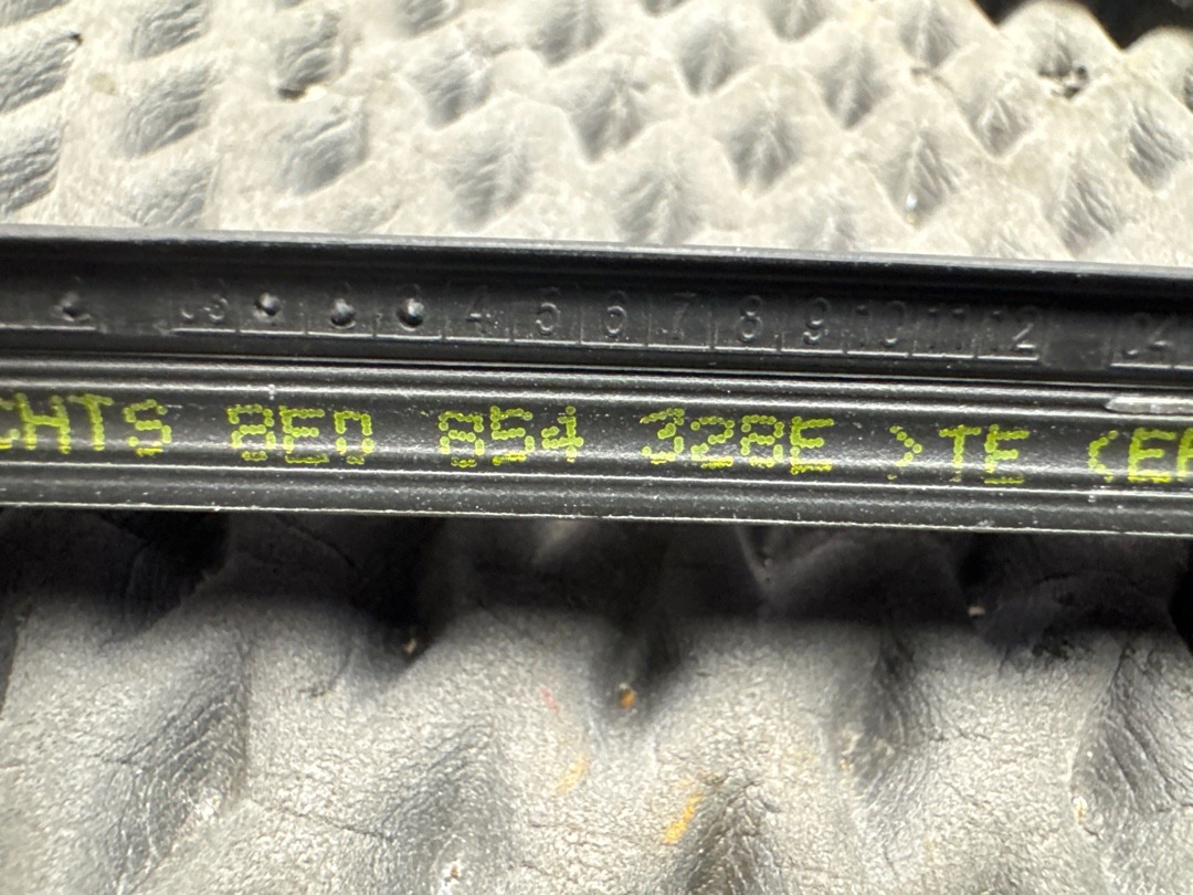 Молдинг лобового стекла, 1680 рублей, Красноярск