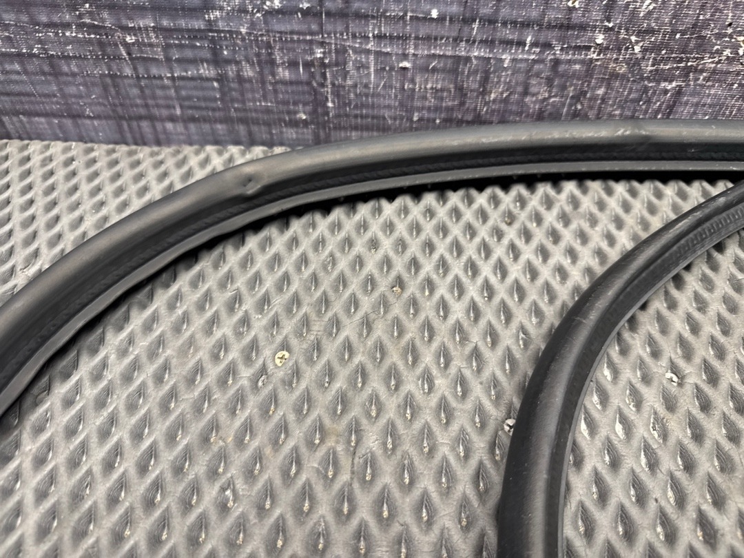 Подкапотный уплотнитель, 2720 рублей, Красноярск