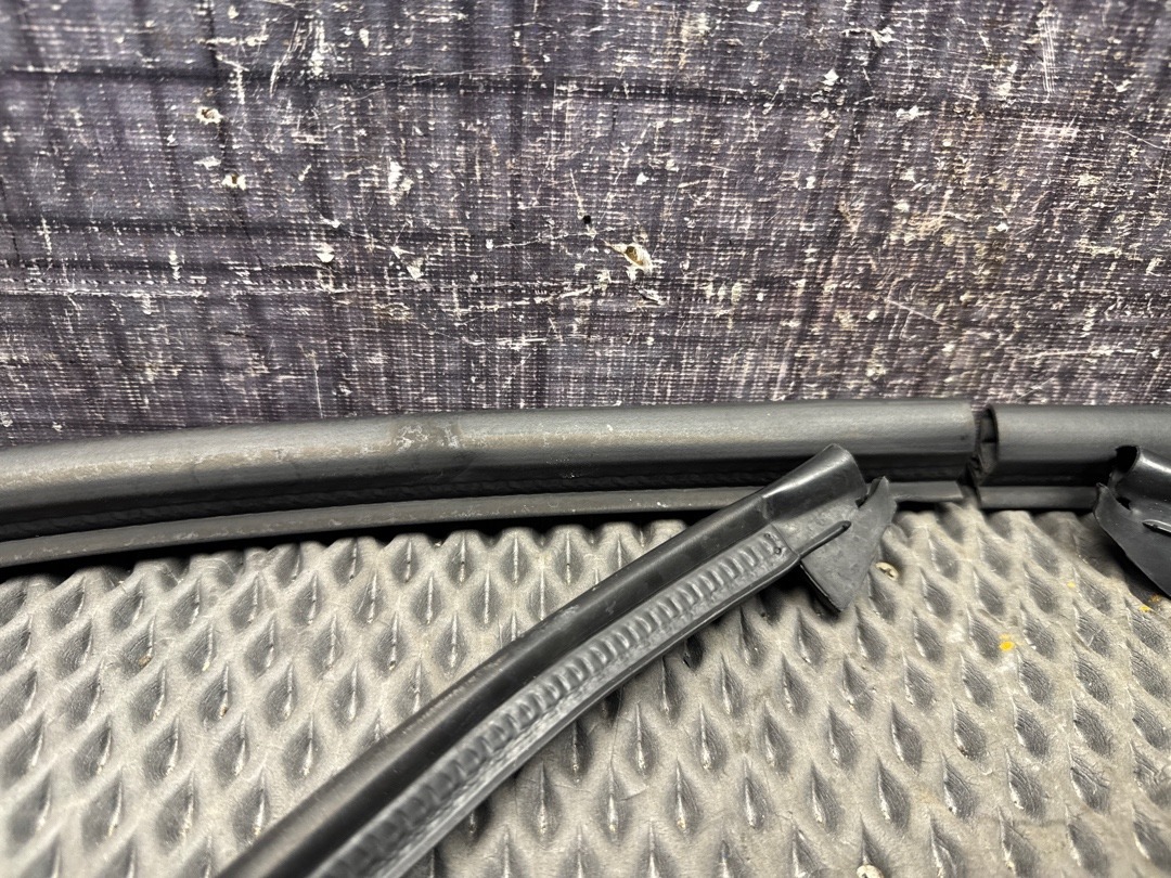 Подкапотный уплотнитель, 2720 рублей, Красноярск