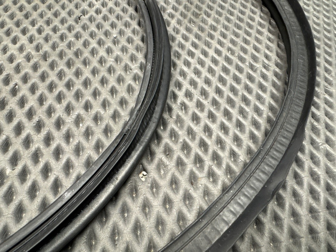 Подкапотный уплотнитель, 2720 рублей, Красноярск