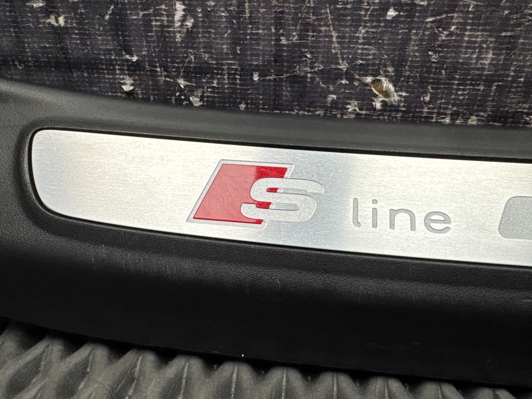 Комплект накладок на порог, 1800 рублей, Красноярск