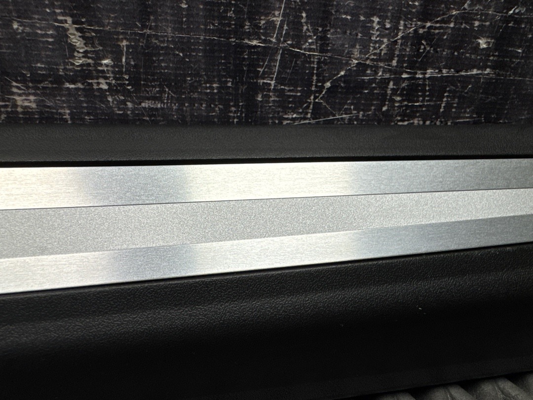 Комплект накладок на порог, 1800 рублей, Красноярск