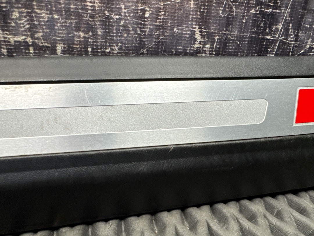 Комплект накладок на порог, 1800 рублей, Красноярск