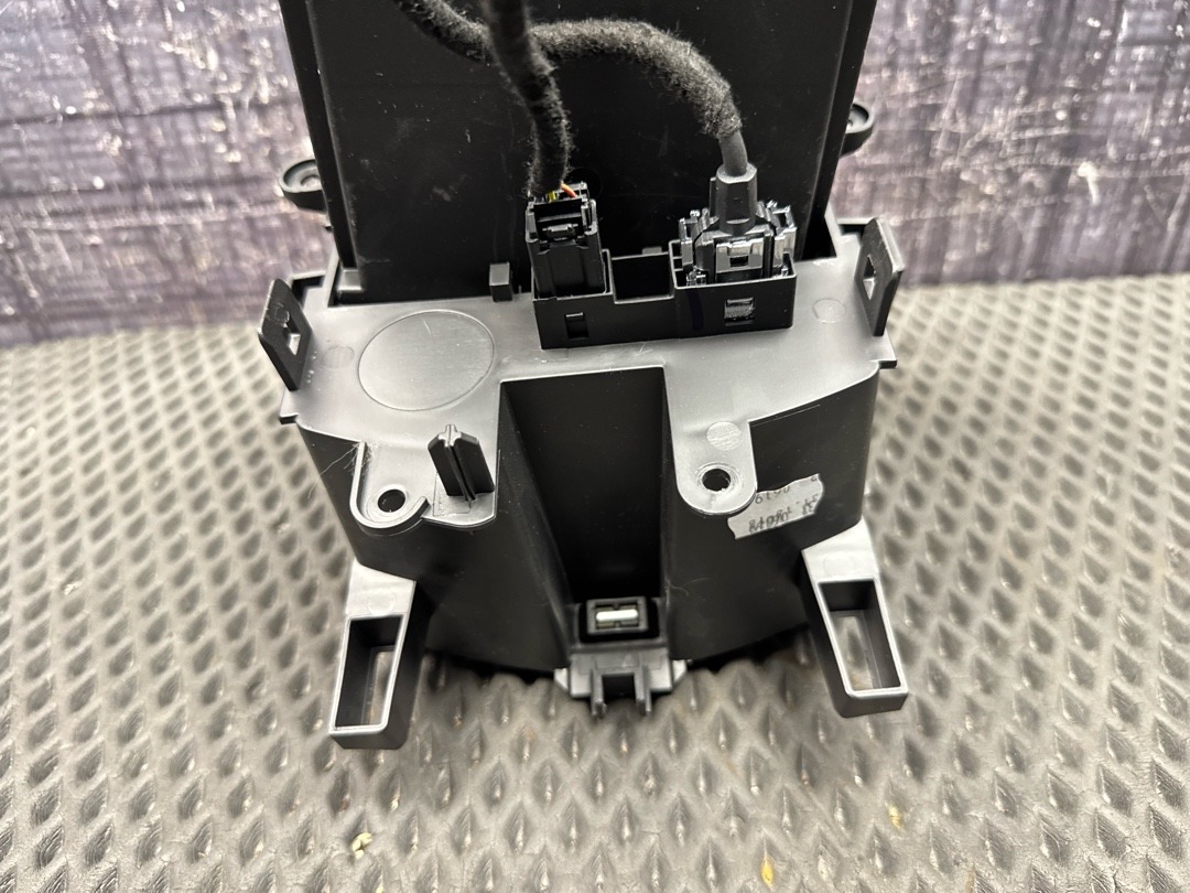 Консоль между сидений, 1610 рублей, Красноярск