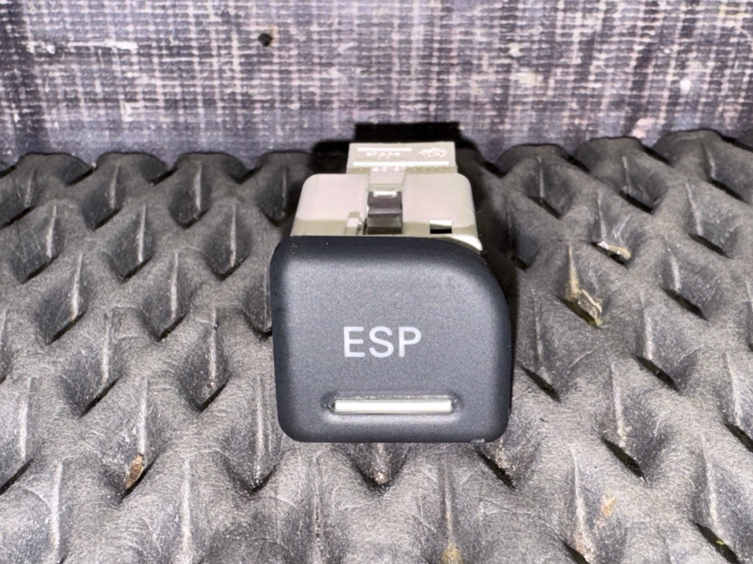 Кнопка ESP, 480 рублей, Красноярск
