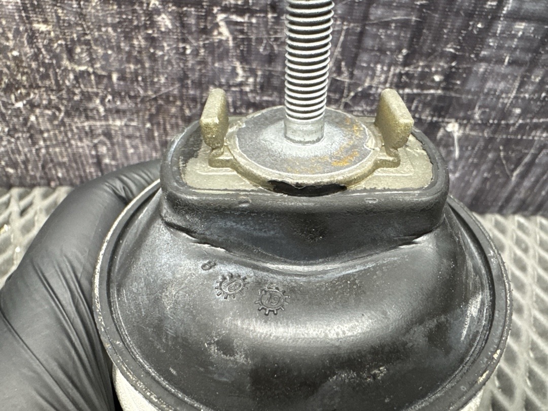 Подушка двигателя, 3860 рублей, Красноярск