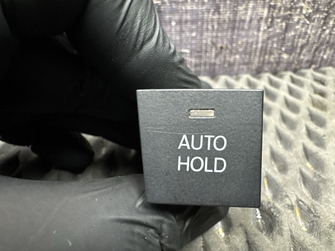 Кнопка Auto-Hold, 780 рублей, Красноярск