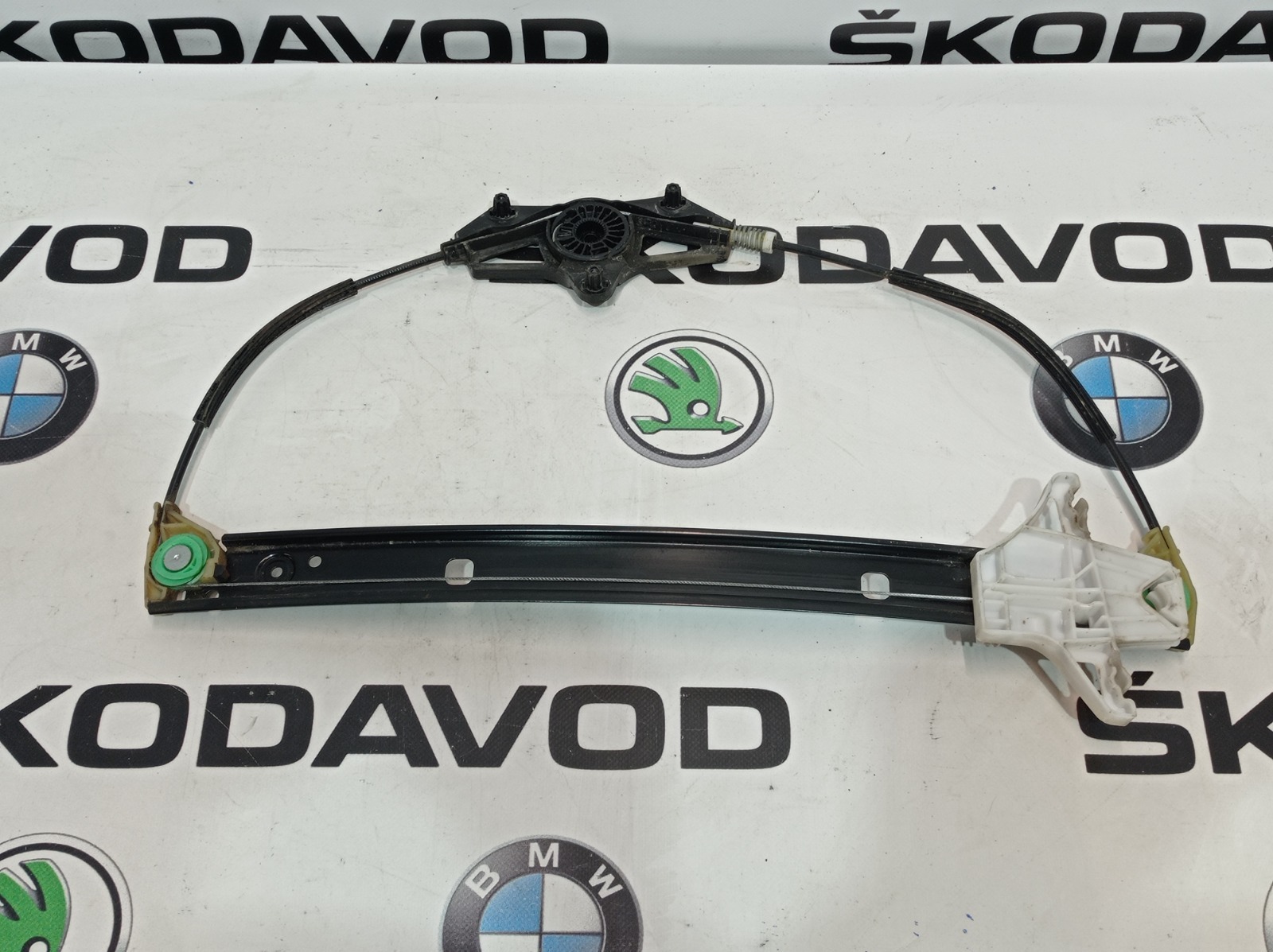 Стеклоподъемник, 500 рублей, Москва