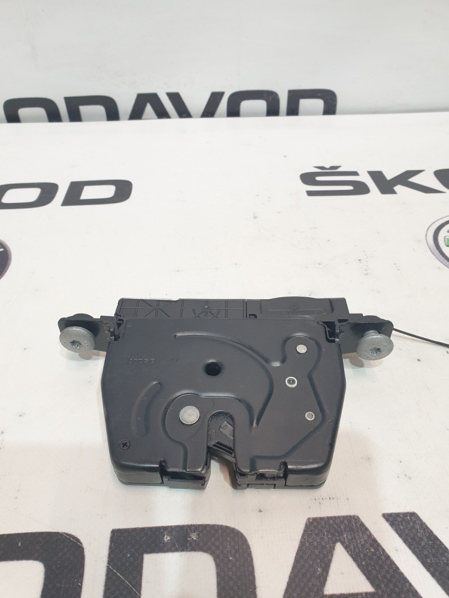 замок багажника, 1000 рублей, Москва