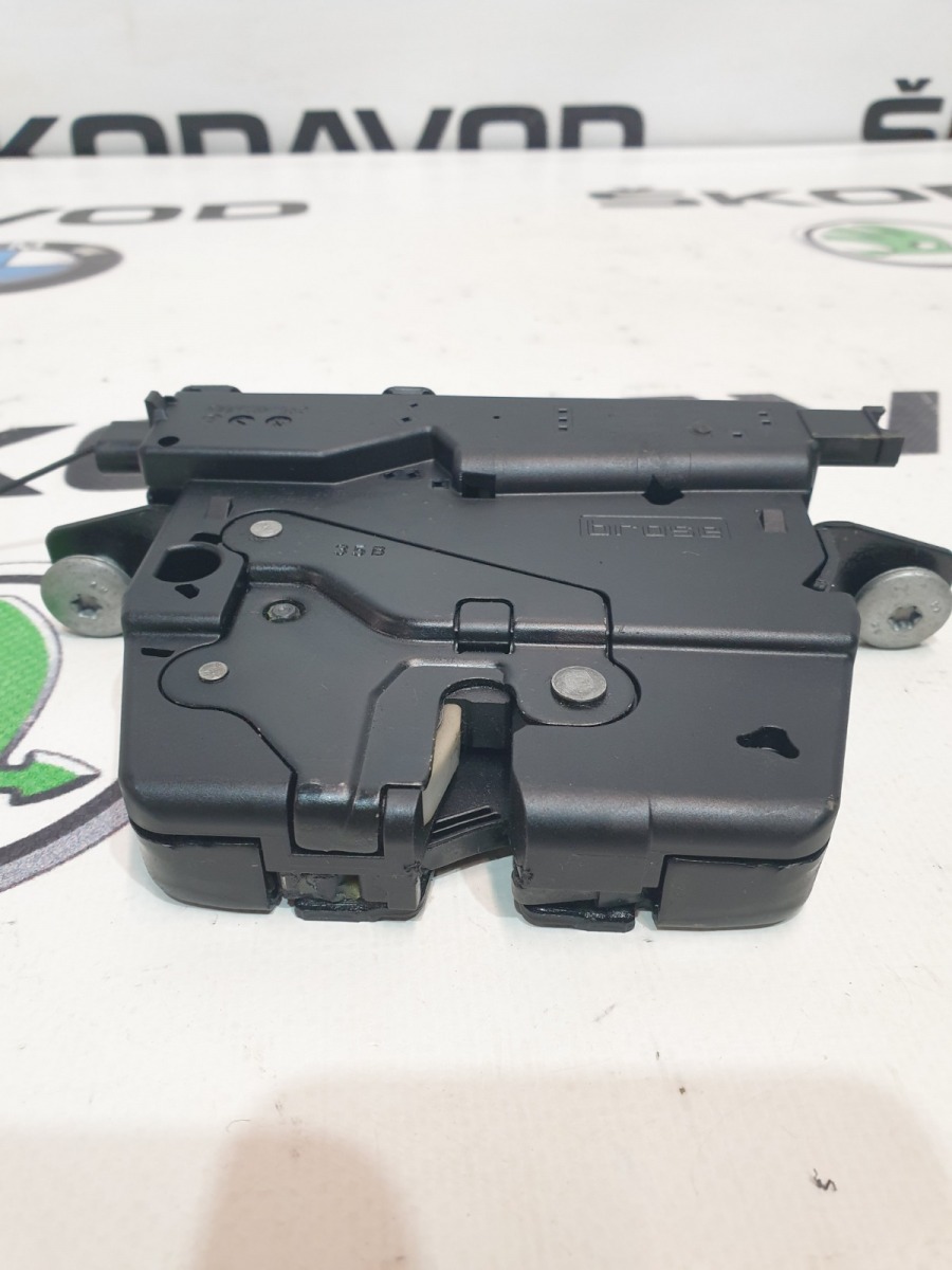 замок багажника, 1000 рублей, Москва