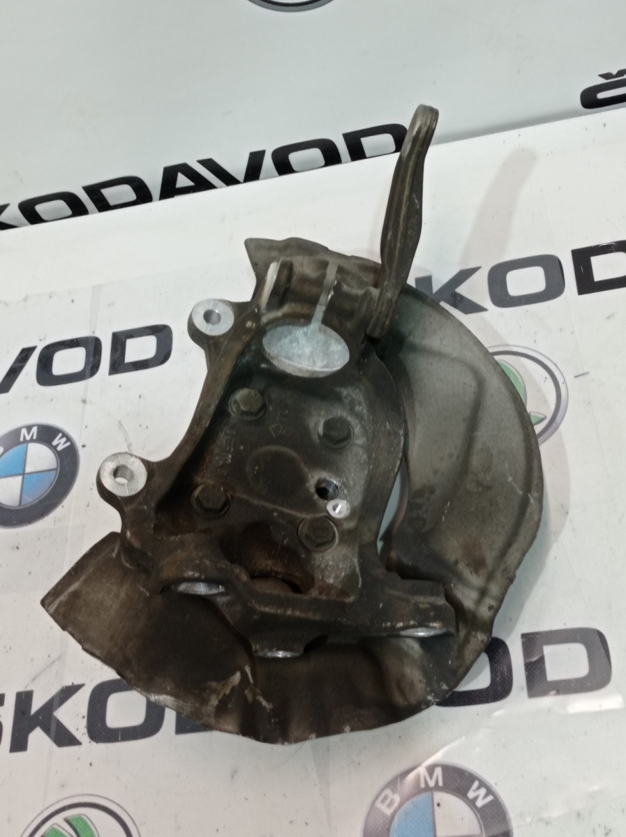 Кулак поворотный, 1700 рублей, Москва