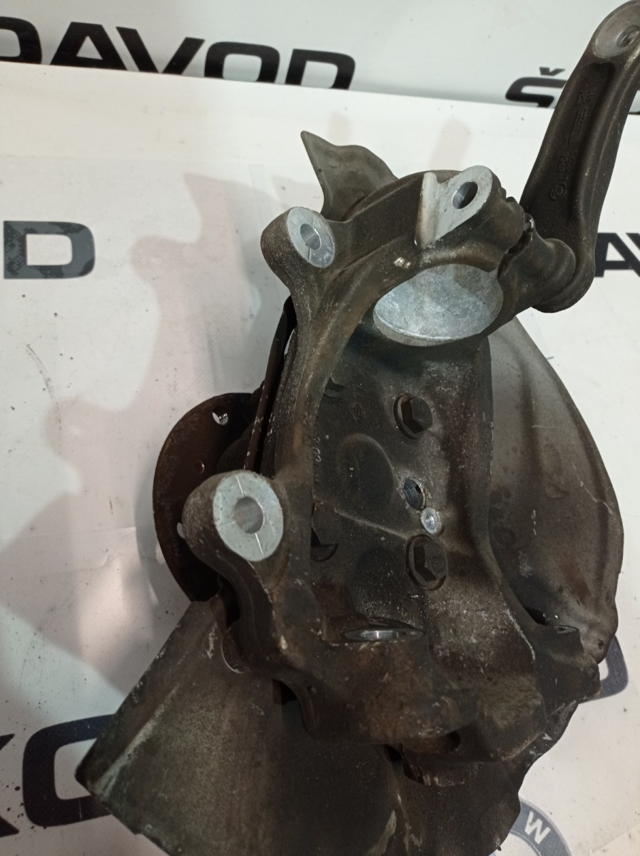 Кулак поворотный, 1700 рублей, Москва