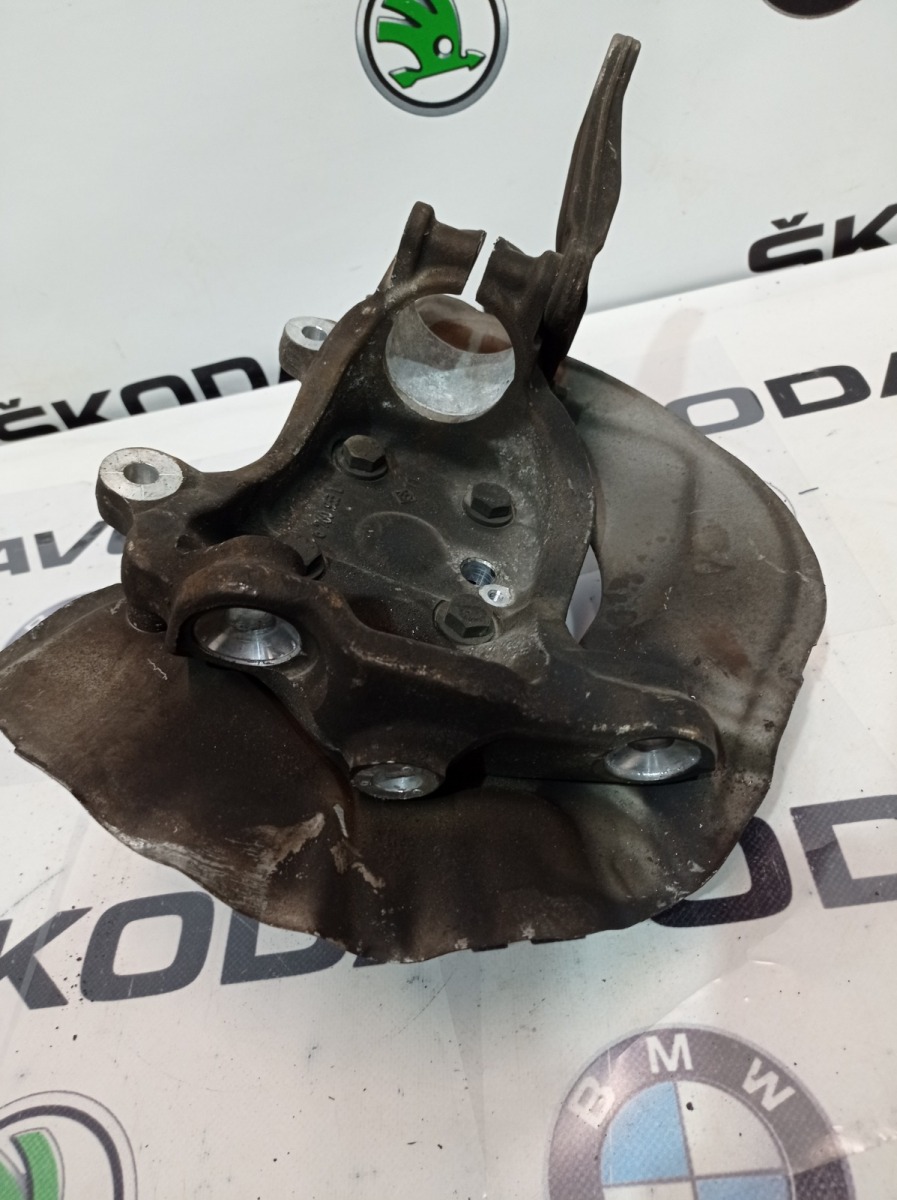 Кулак поворотный, 1700 рублей, Москва