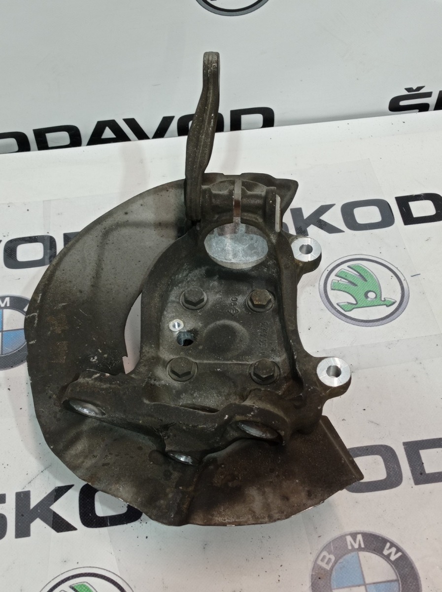 Кулак поворотный, 1700 рублей, Москва