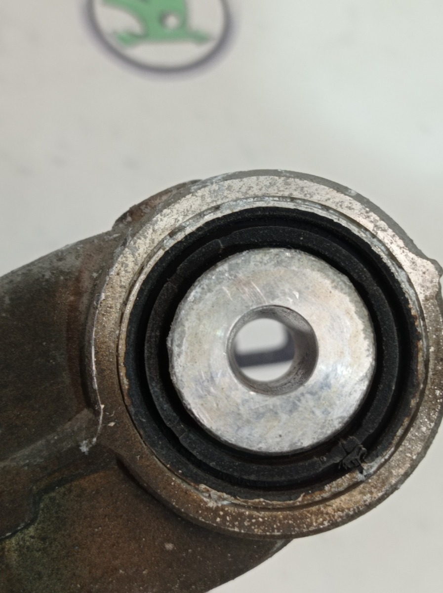 Рычаг нижний, 1000 рублей, Москва