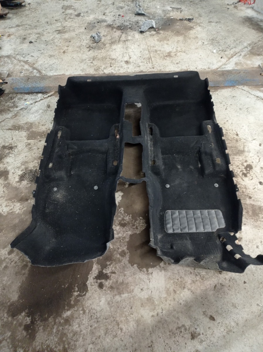 Ковролин салона, 3000 рублей, Москва