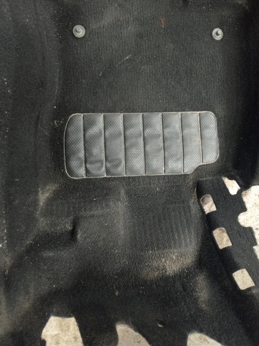 Ковролин салона, 3000 рублей, Москва