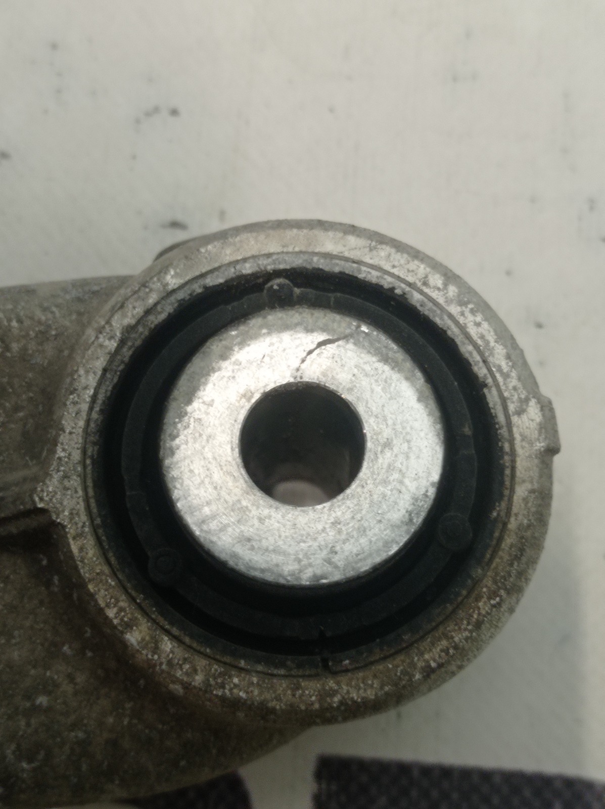 Рычаг нижний, 1000 рублей, Москва