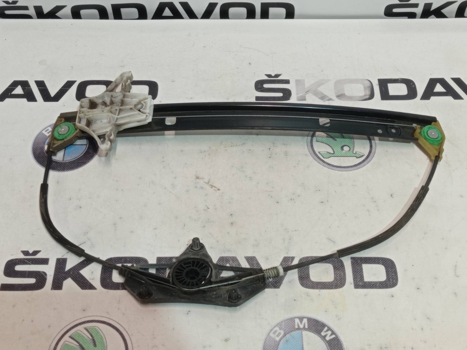 Стеклоподъемник, 500 рублей, Москва