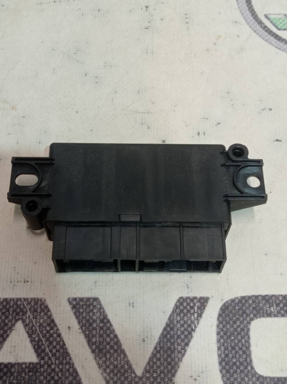 Блок парктроников, 2000 рублей, Москва