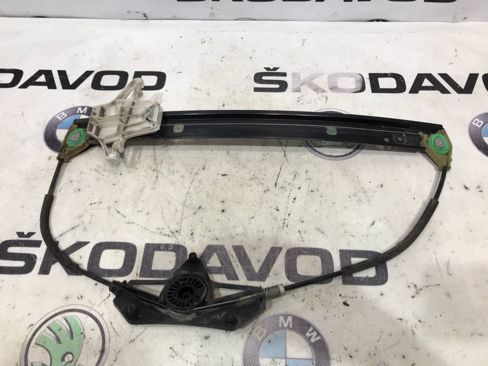 Стеклоподъемник, 500 рублей, Москва