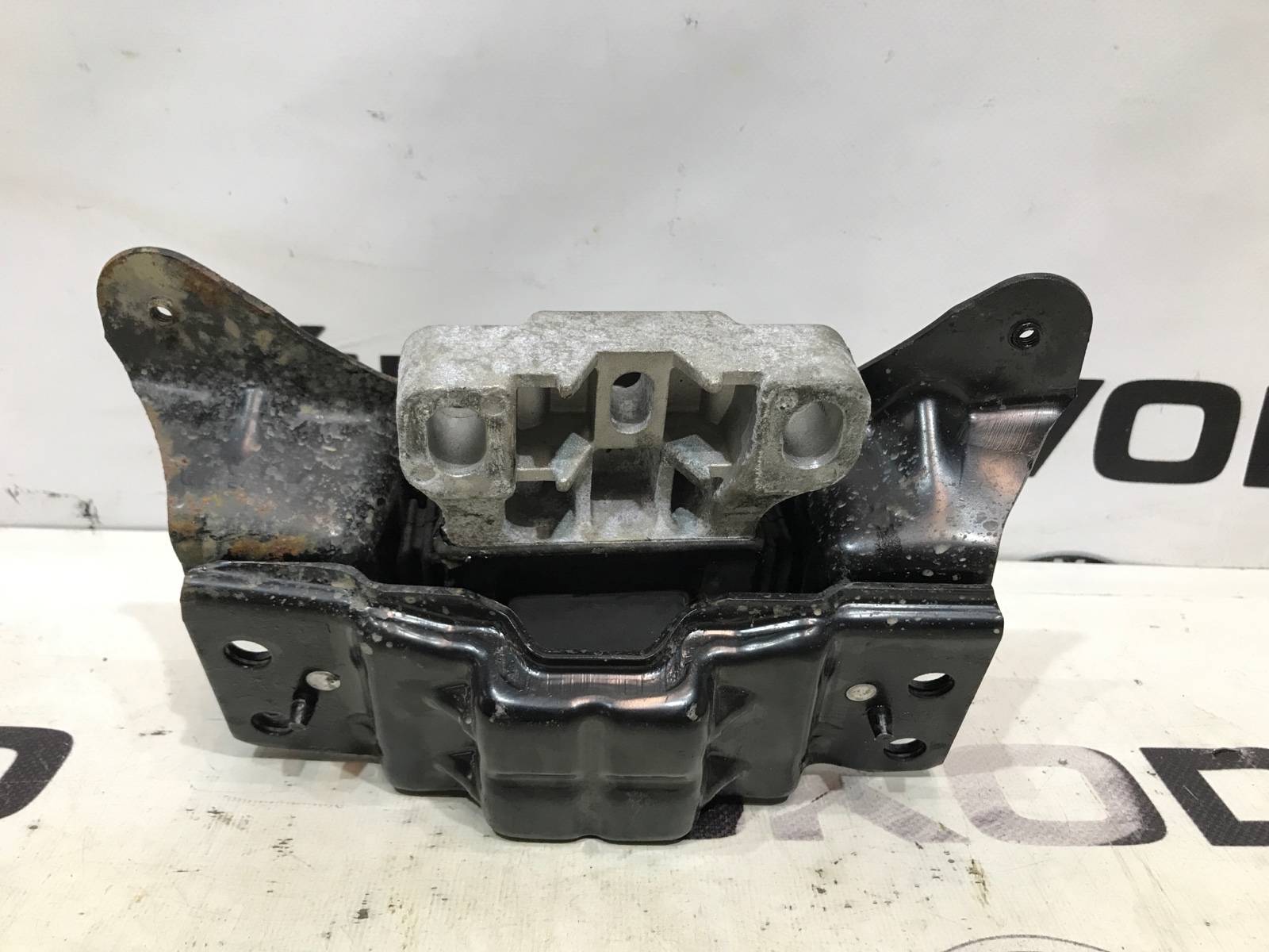 Подушка коробки передач МКПП, 1000 рублей, Москва