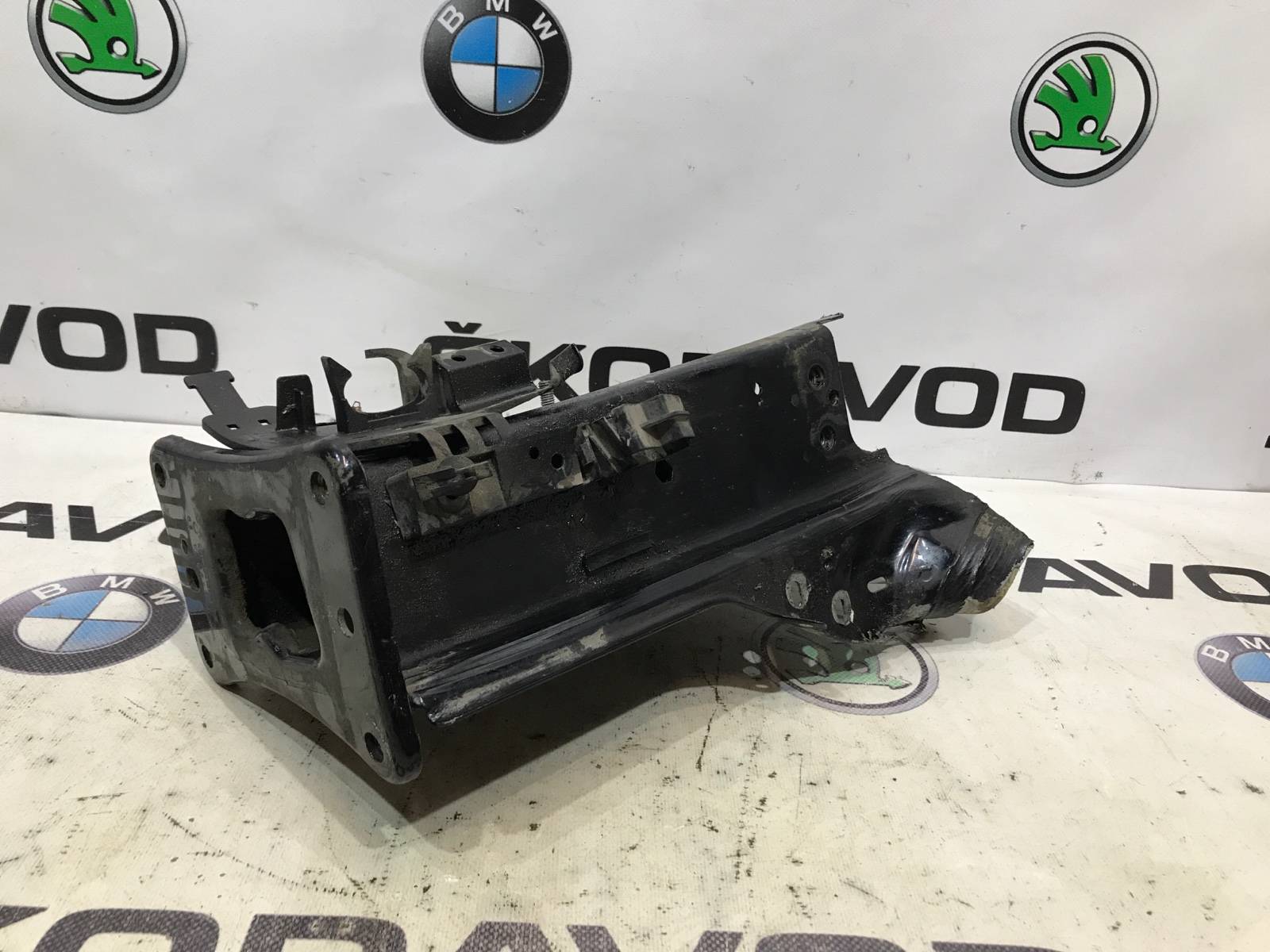 лонжерон, 2000 рублей, Москва