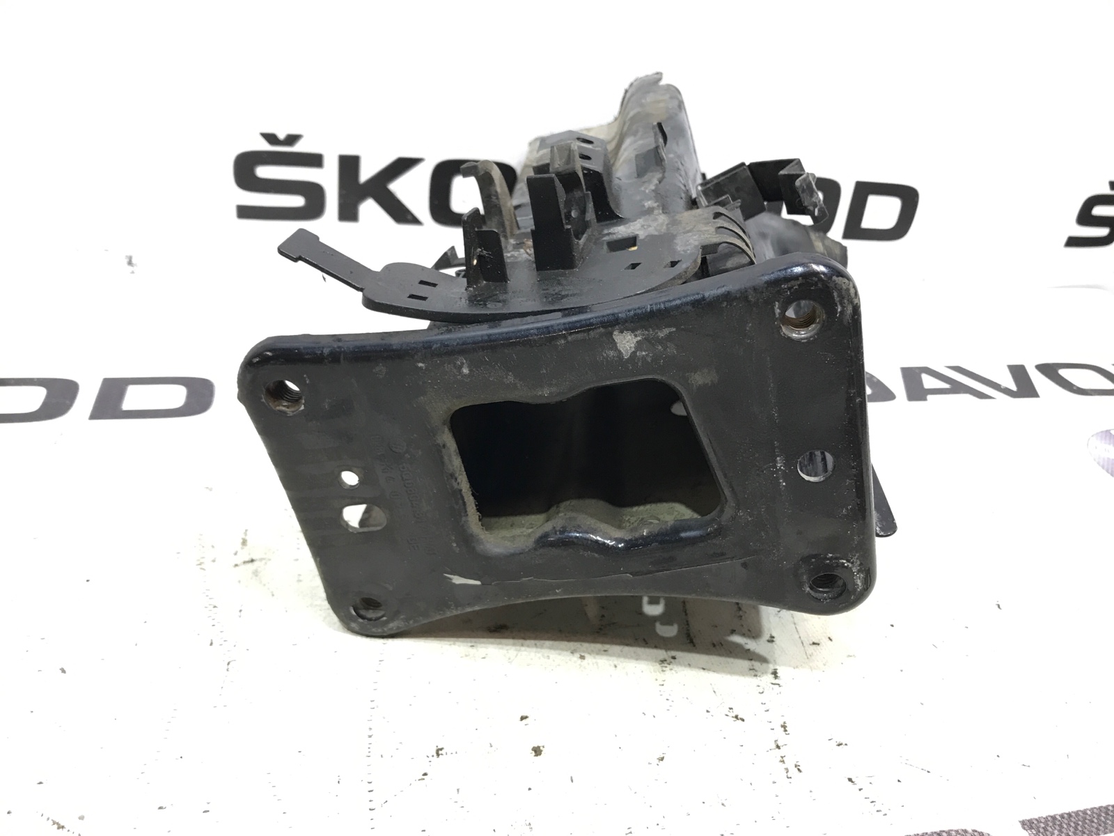 лонжерон, 2000 рублей, Москва